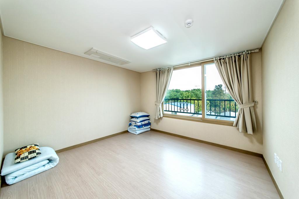 Dorami Pension Seogwipo Ngoại thất bức ảnh