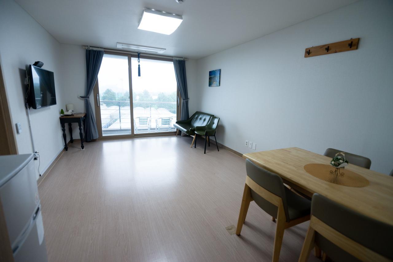 Dorami Pension Seogwipo Ngoại thất bức ảnh